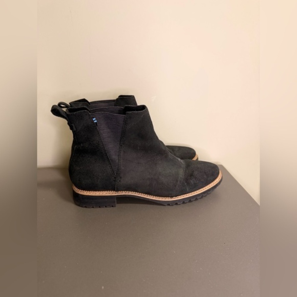 Women’s Toms Cleo Chelsea Ankle Booties Boots